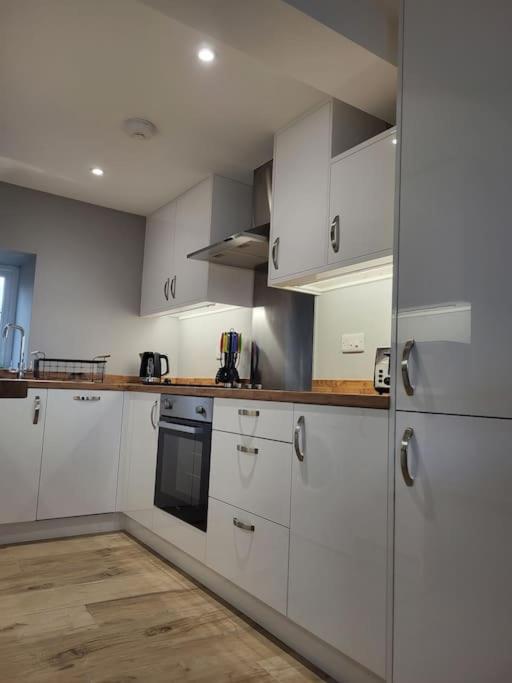 Amazing Coastal & Sunset Views In Eryri Villa Llanllyfni Exterior photo