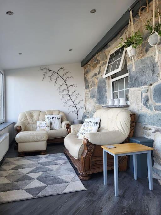 Amazing Coastal & Sunset Views In Eryri Villa Llanllyfni Exterior photo